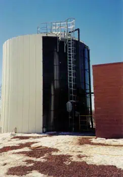 Glass-Fused Bolted Steel Tank with a knuckled roof under construction