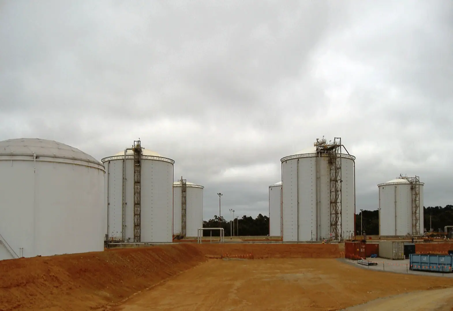 tank insulation systems